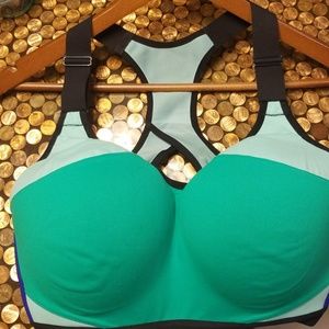 Victoria secret sports bra